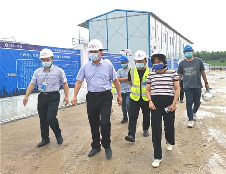 寧明縣委書記王耀雷到冶建第五分公司項目調(diào)研