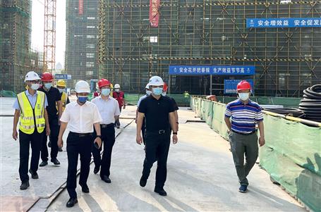 陳陽山到冶建第十分公司承建項目調研督導